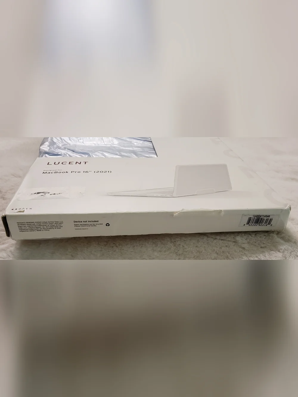 UAG Lucent MacBook Pro 16